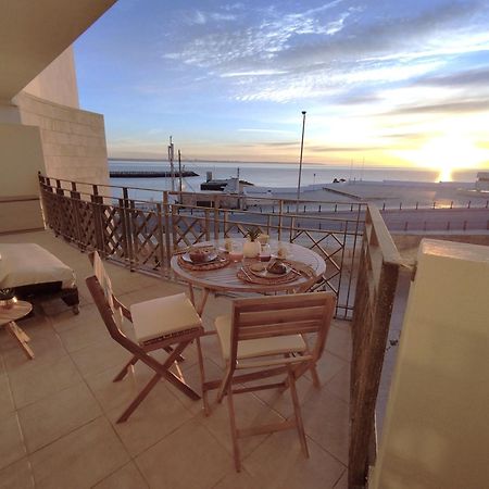 Potato Beach Apartment At Beach Front & Sea View Lagos Buitenkant foto