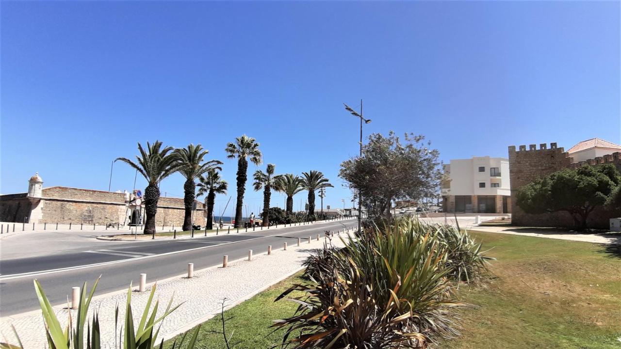 Potato Beach Apartment At Beach Front & Sea View Lagos Buitenkant foto