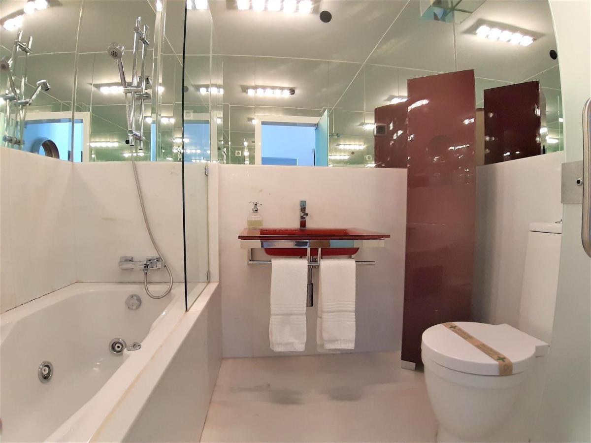 Potato Beach Apartment At Beach Front & Sea View Lagos Buitenkant foto